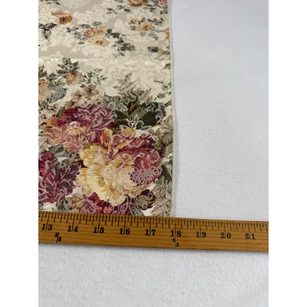 Traditional Victorian Floral 18